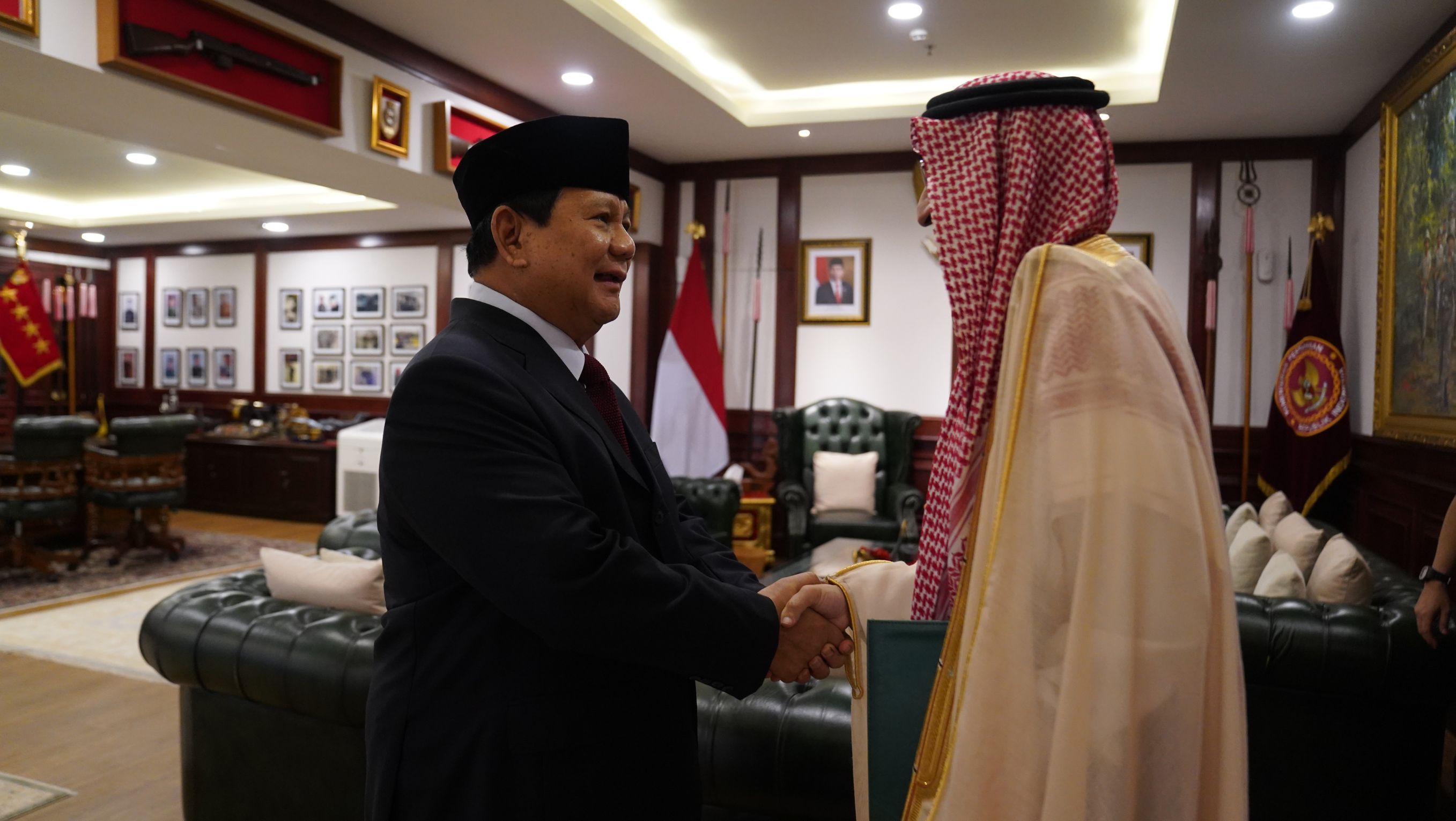 Prabowo dan Dubes Arab Saudi H.E. Mr. Faisal Bin Abdullah H. Amodi <b>(Istimewa)</b>