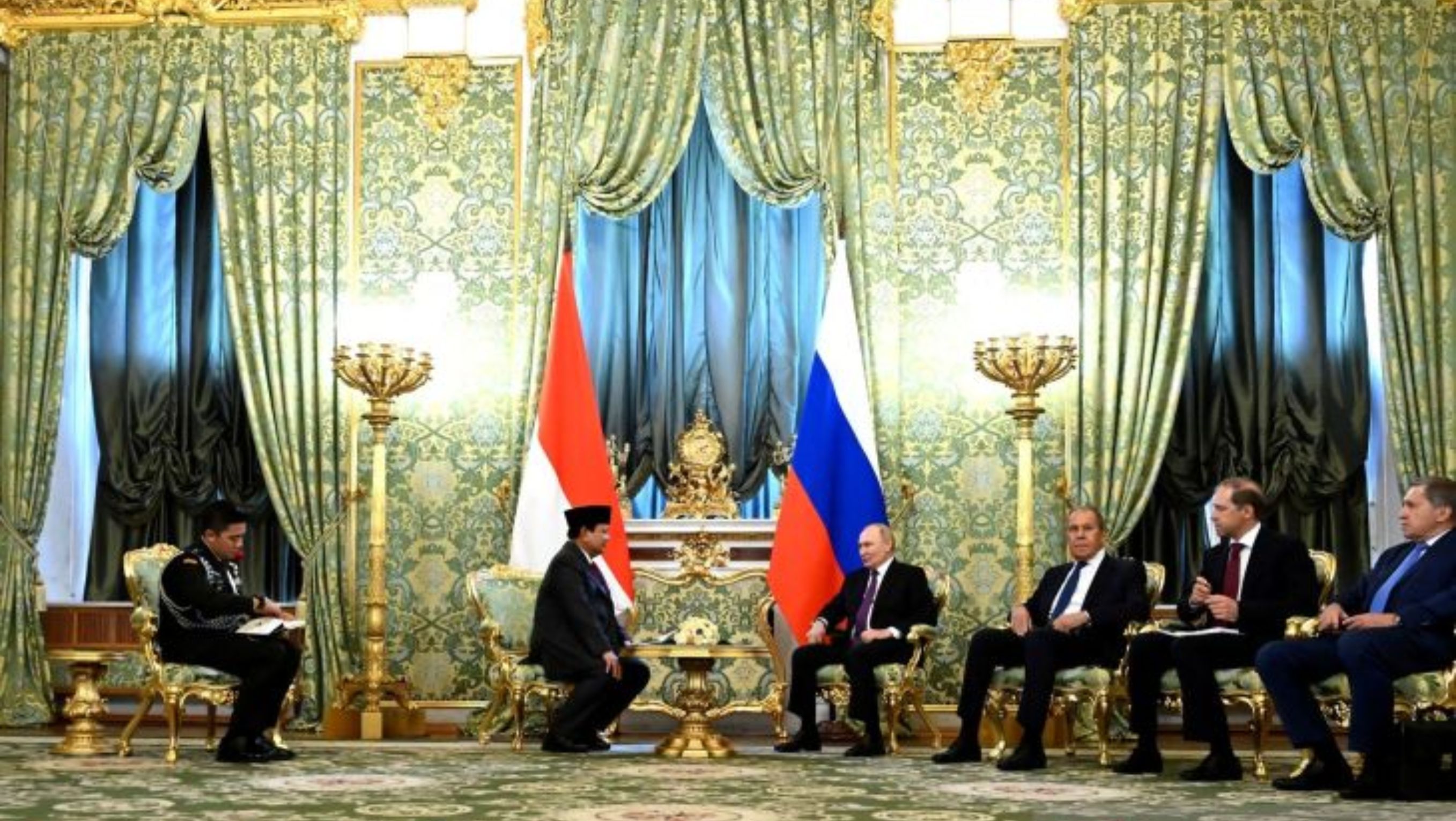 Prabowo Subianto dan Vladimir Putin <b>(Antara)</b>