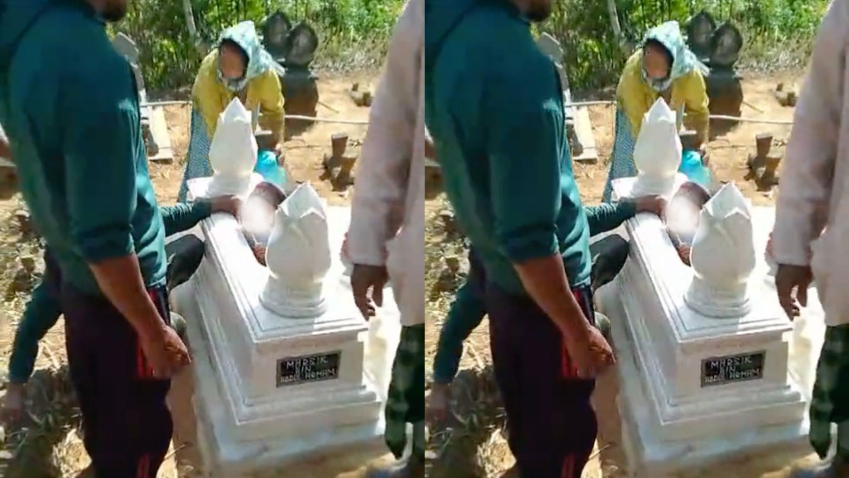 Viral Bocah Nyangkut di Makam <b>(TikTok)</b>