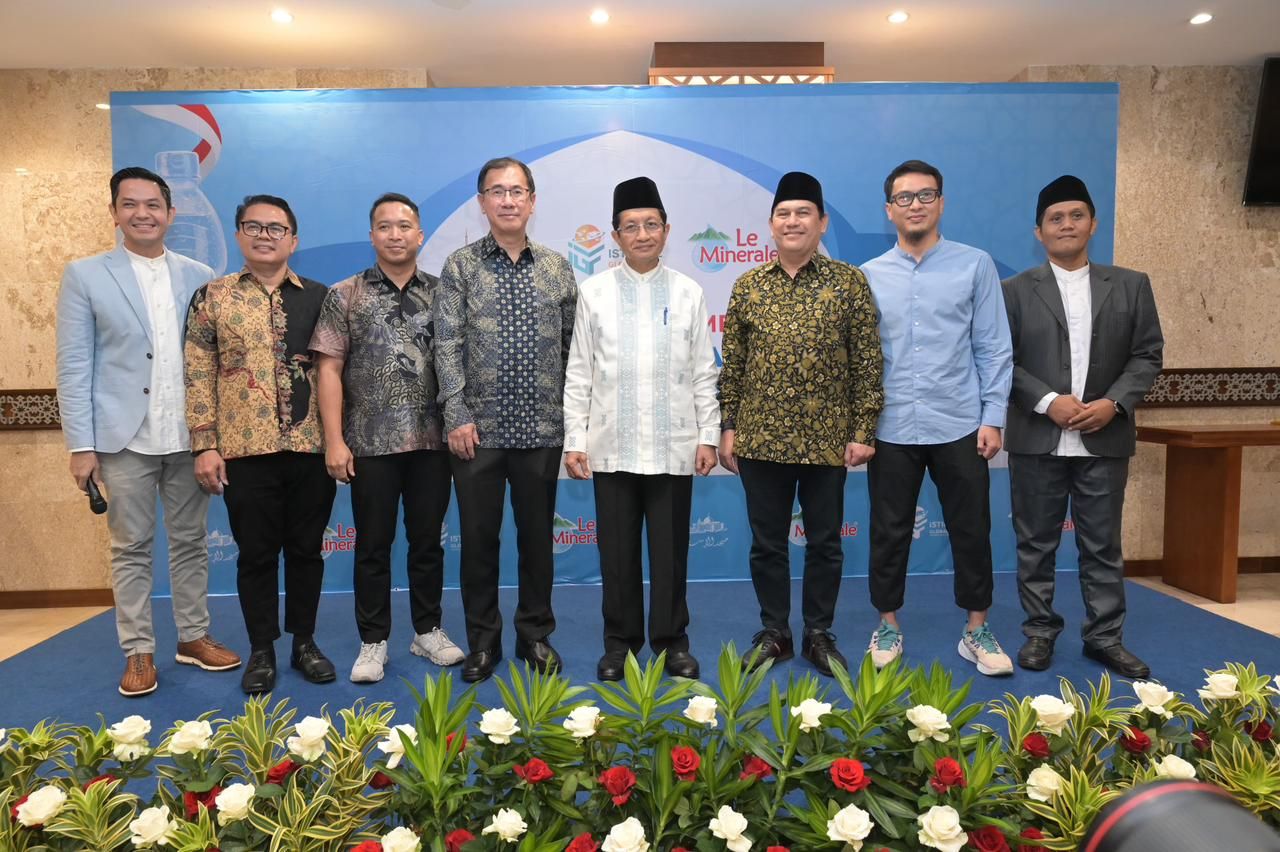 Masjid Istiqlal kini secara resmi menggandeng Le Minerale berkolaborasi untuk mendukung kemajuan produk asli milik Indonesia. <b>(Dok.Istimewa)</b>