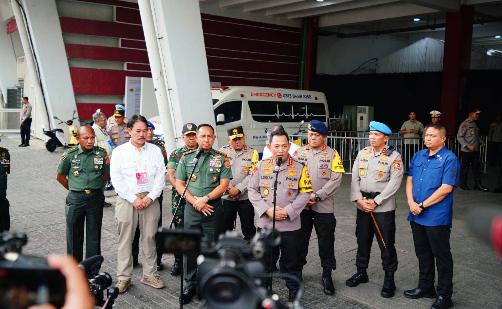 Kapolri Jenderal Listyo Sigit Prabowo bersama Panglima TNI Jenderal Agus Subiyanto. <b>(Dokumentasi NTVnews.id)</b>