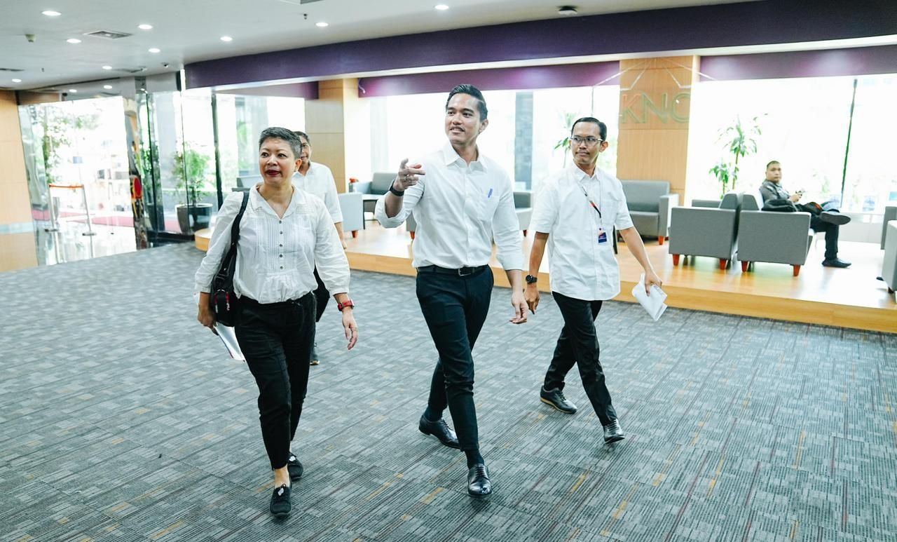 Kaesang Pangarep saat mendatangi kantor KPK. 
