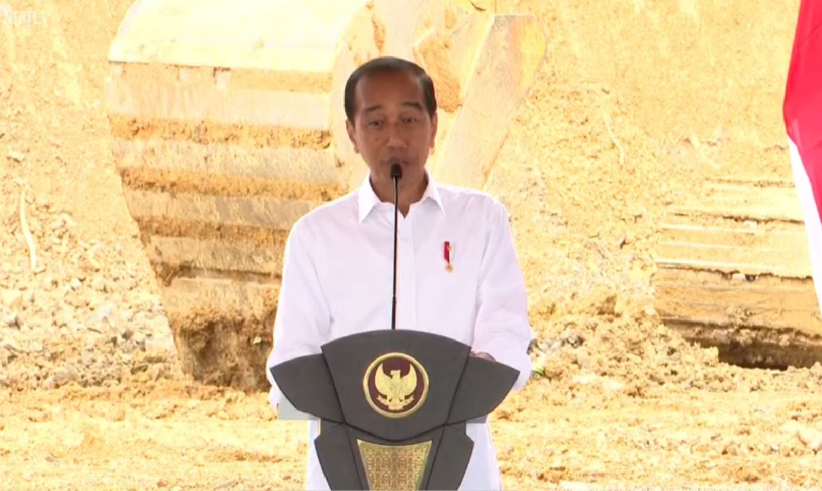 Presiden Joko Widodo (Jokowi) melakukan peletakan batu pertama atau groundbreaking hunian mewah&nbsp;Magnum Resort Nusantara 