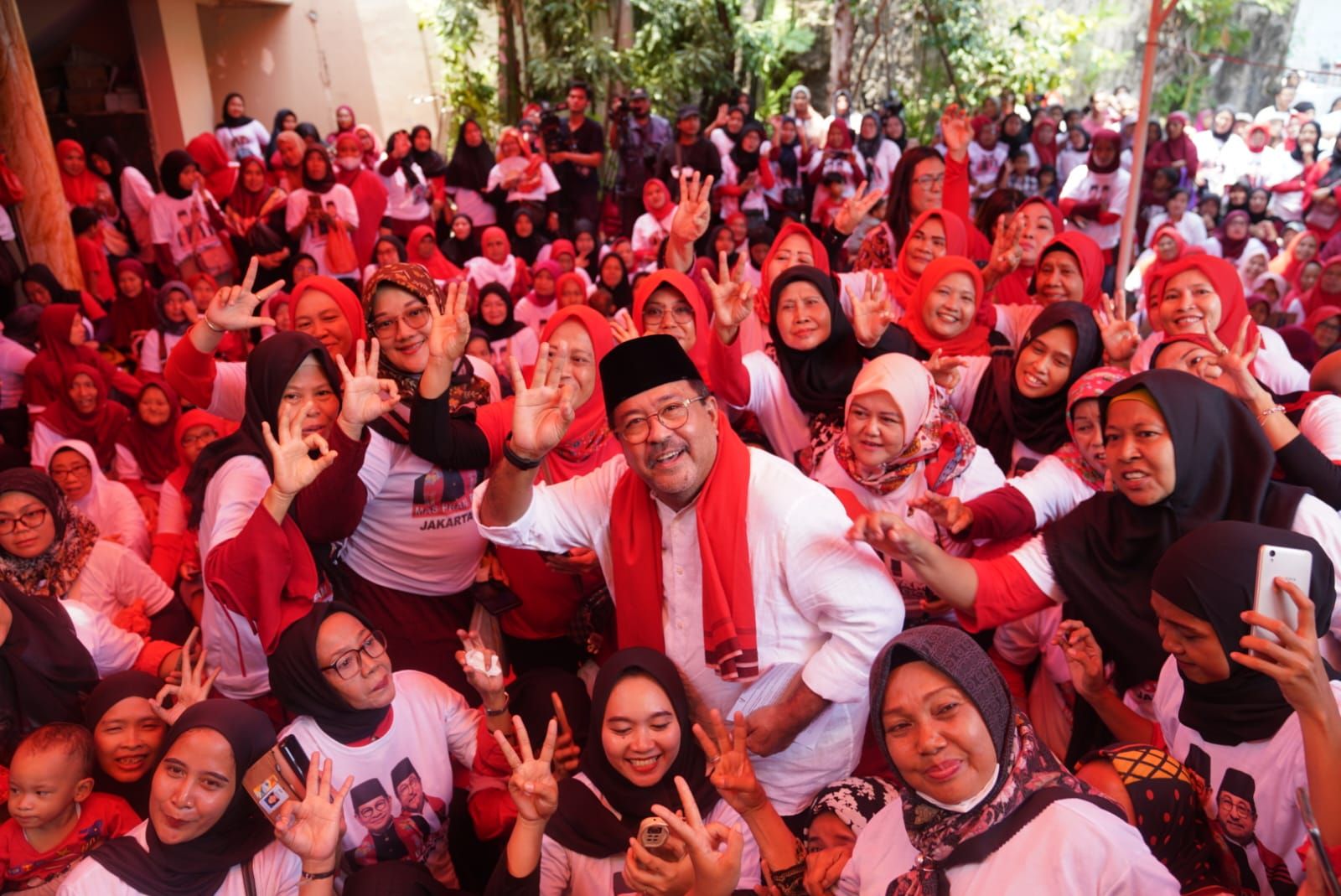 Calon wakil gubernur (Cawagub) Jakarta Rano Karno atau biasa disapa 'Bang Doel' <b>(Dok.Istimewa)</b>