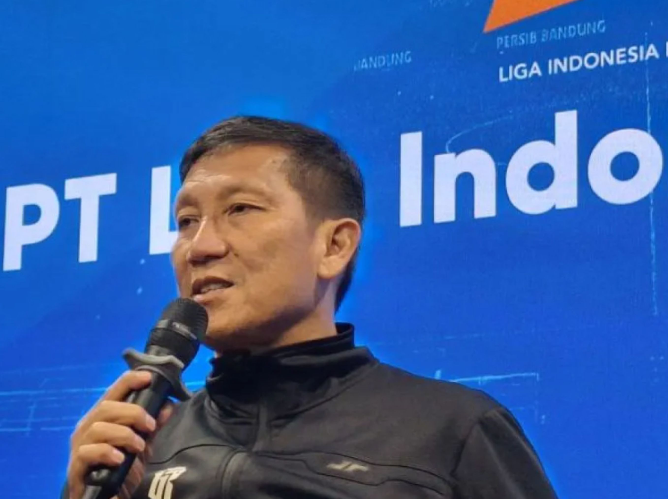 Direktur PT LIB, Ferry Paulus dalam konferensi pers yang berlangsung di kantor PT LIB, Jakarta, Jumat (27/09/2024) <b>(SUMBER (ANTARA/FAJAR SATRIYO))</b>
