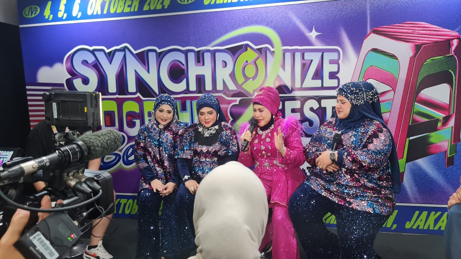 Elvy Sukaesih dan Wirdha Sylvina Sukses Guncang Synchronize Fest <b>(DOKUMEN)</b>