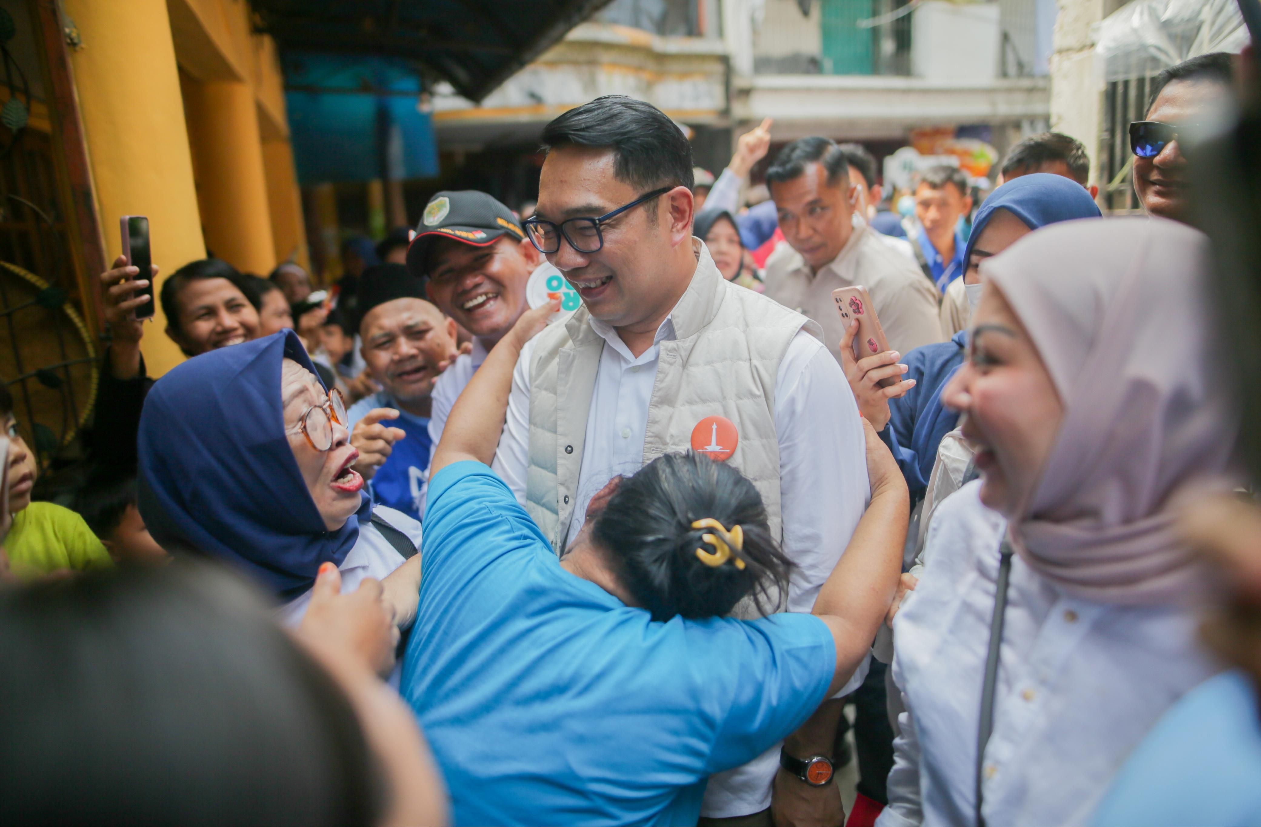 Ridwan Kamil Spontan ke Pasar Darurat, <b>(Istimewa)</b>