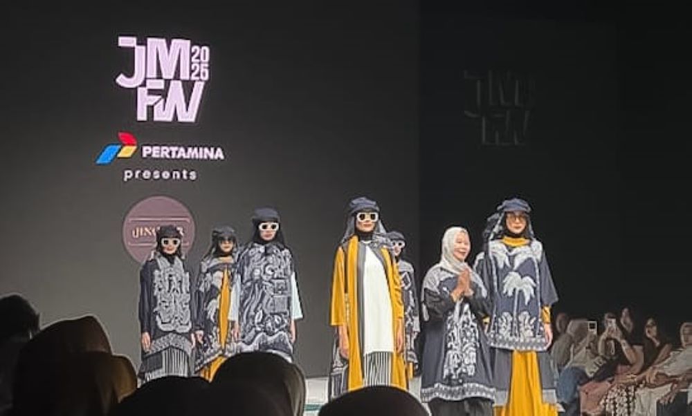 Produk UMKM binaan Pertamina menarik perhatian dan raih predikat terbaik di Jakarta Muslim Fashion Week 2024/Foto: Istimewa