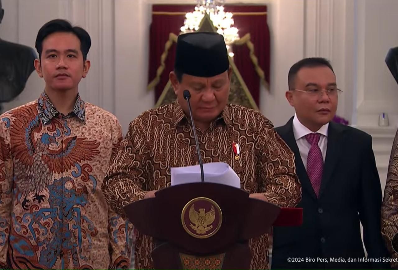 Presiden Prabowo Subianto saat mengumumkan kabinetnya. 