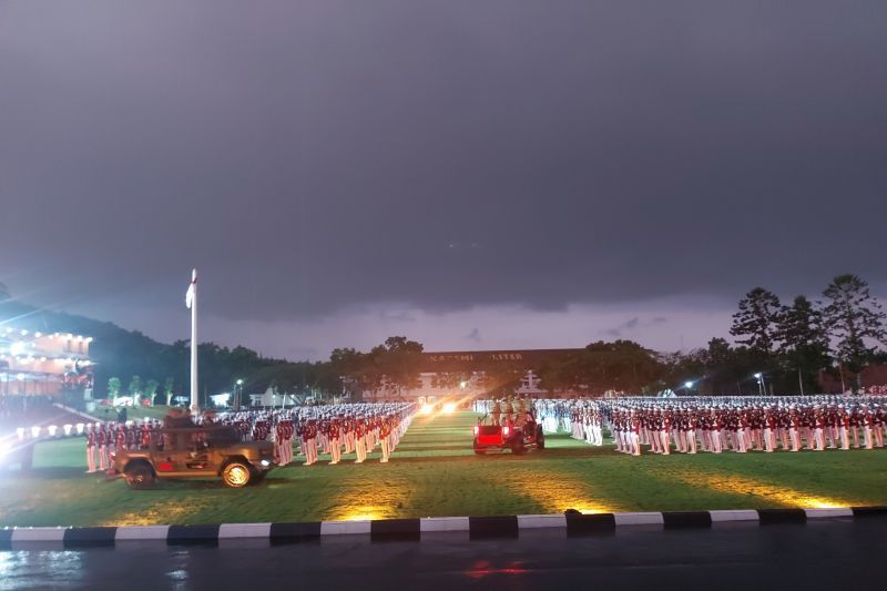 Suasana Upacara Parade Senja di Lapangan Pancasila, Akmil Magelang, Provinsi Jawa Tengah, Jumat (25/10/2024). <b>(Dok.Antara)</b>