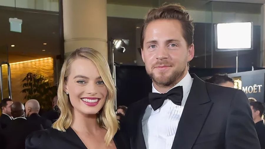 Margot Robbie dan Tom Ackerley <b>(People)</b>