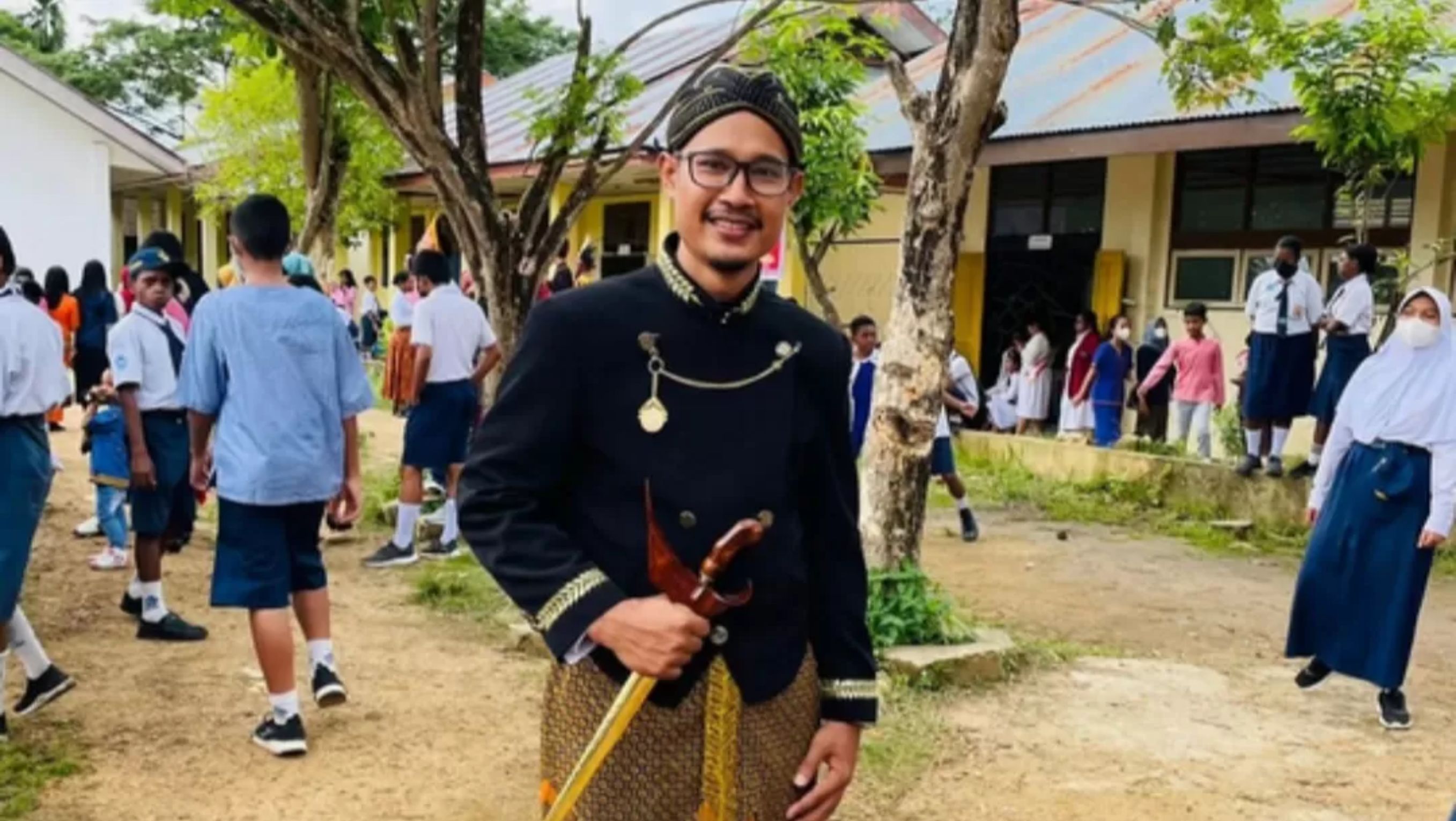 Syaiful Anwar, Guru di Sorong Papua <b>(Instagram)</b>