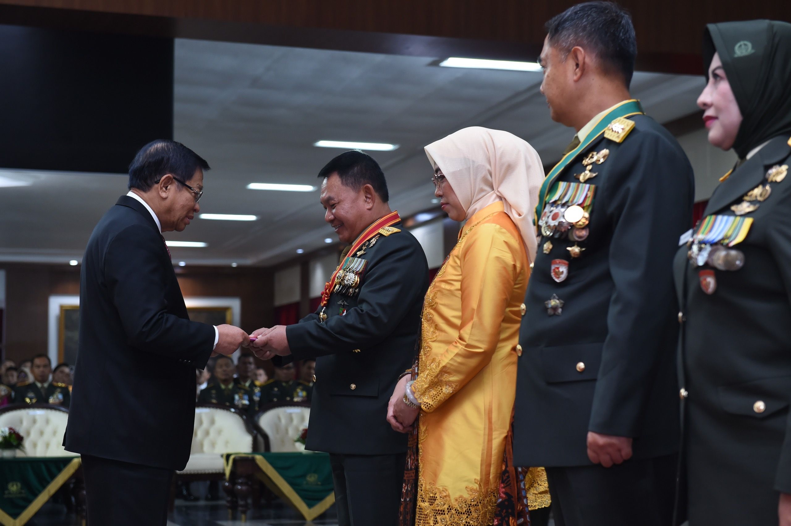 Kepala Staf Angkatan Darat (Kasad) Jenderal TNI Maruli Simanjuntak, M.Sc., memimpin upacara Wisuda Purnawira Perwira Tinggi (Pati) TNI AD <b>(Istimewa)</b>
