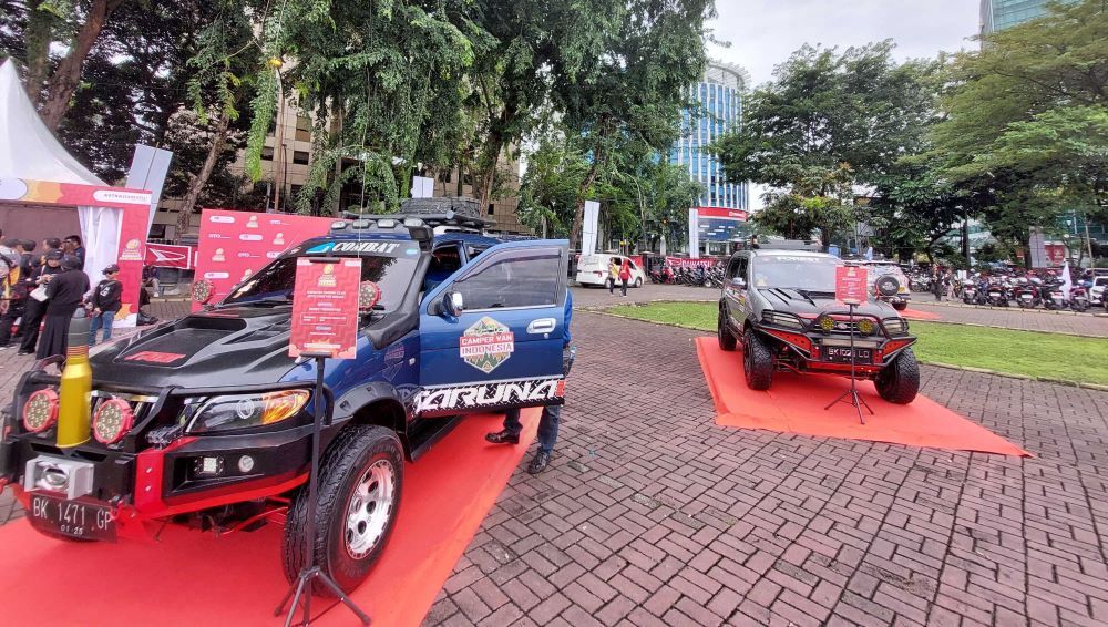 Deretan pameran mobil modifikasi dari Klub Daihatsu warnai Kumpul Sahabat Medan. (Foto: Istimewa)