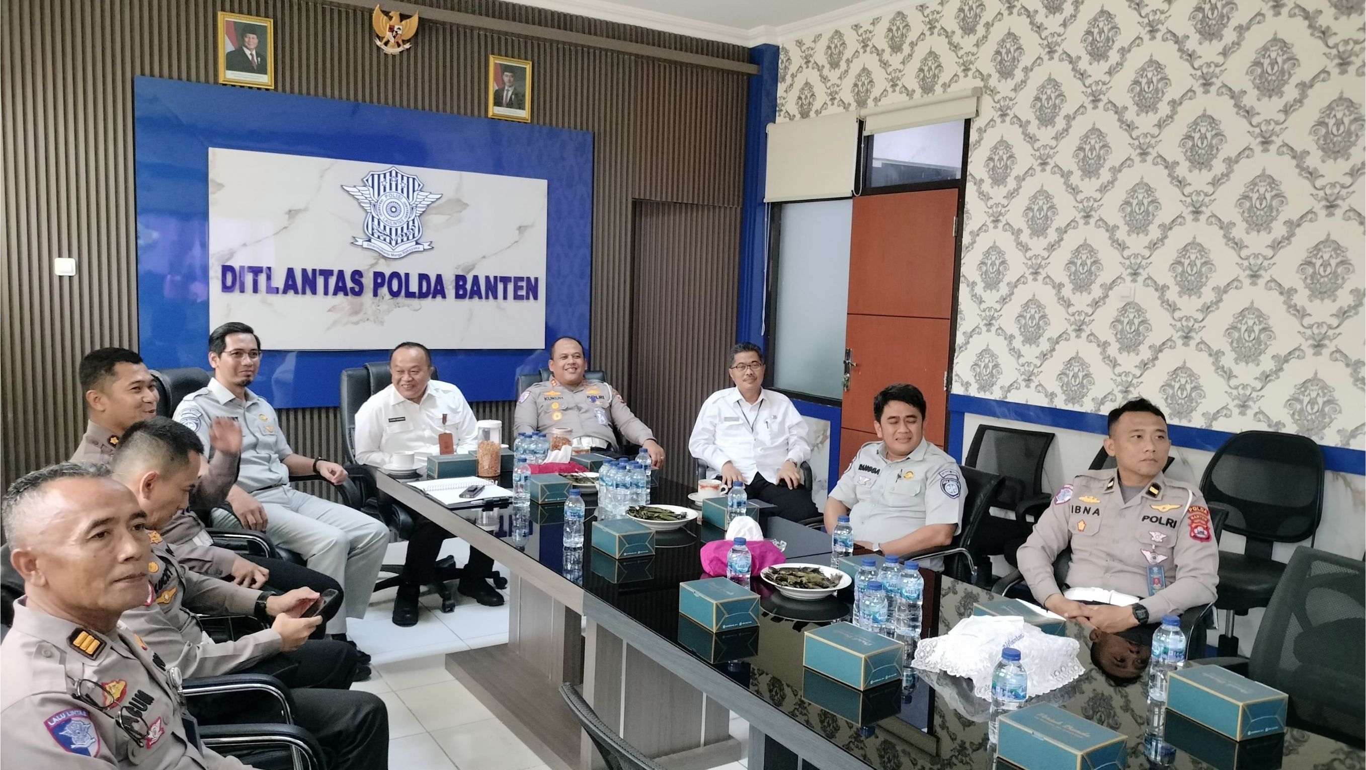 Tim Pembina Sistem Administrasi Manunggal Satu Atap (Samsat) Provinsi Banten <b>(Ist.)</b>