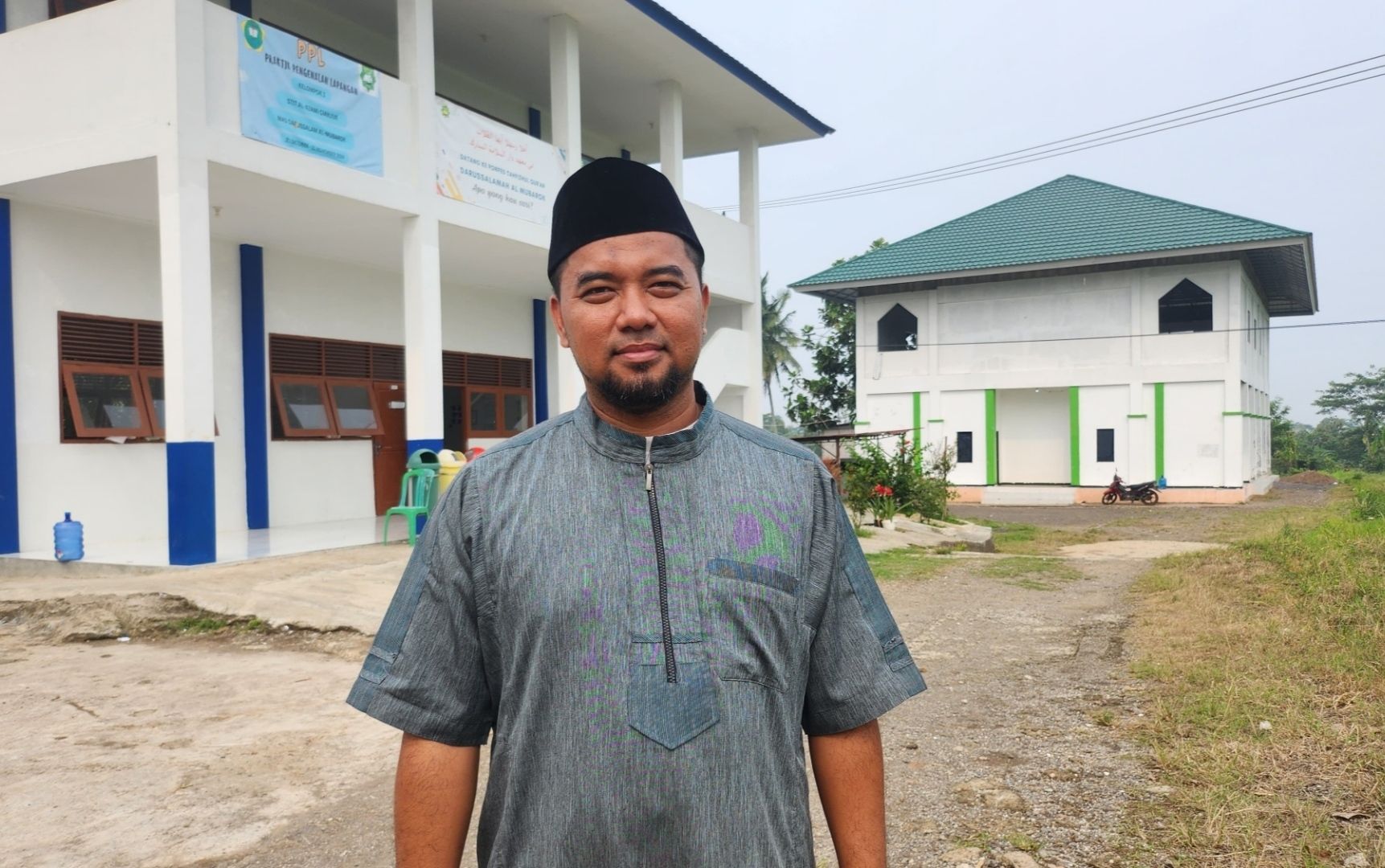 Ustaz Diyansyah Permana. 