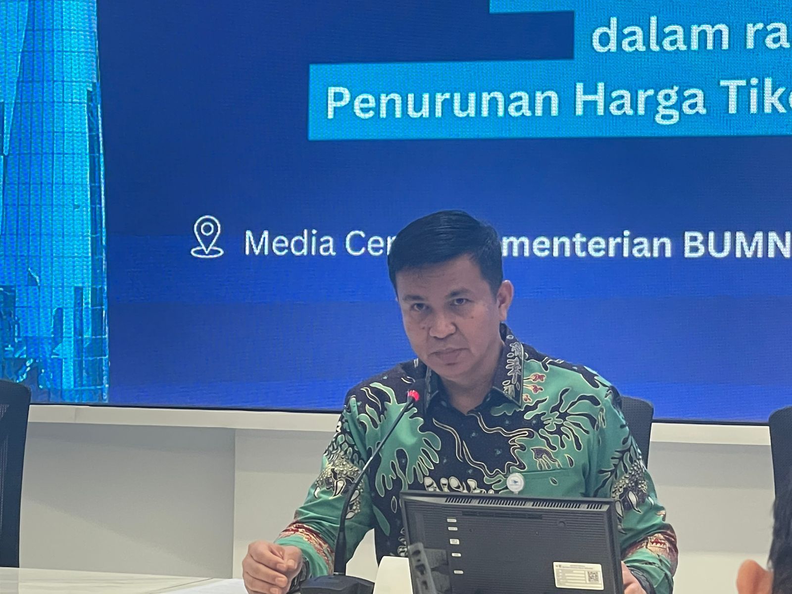 Direktur Utama PT Garuda Indonesia (Persero) Wamildan Tsani Panjaitan berencana menambah 15 sampai 20 armada pesawat pada tahun depan (Ntvnews.id-Muslimin Trisyuliono).