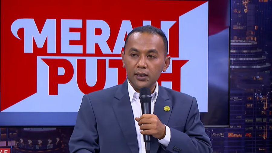 Juru bicara kantor komunikasi Kepresidenan, Hariqo Wibawa Satria <b>(Nusantara TV)</b>