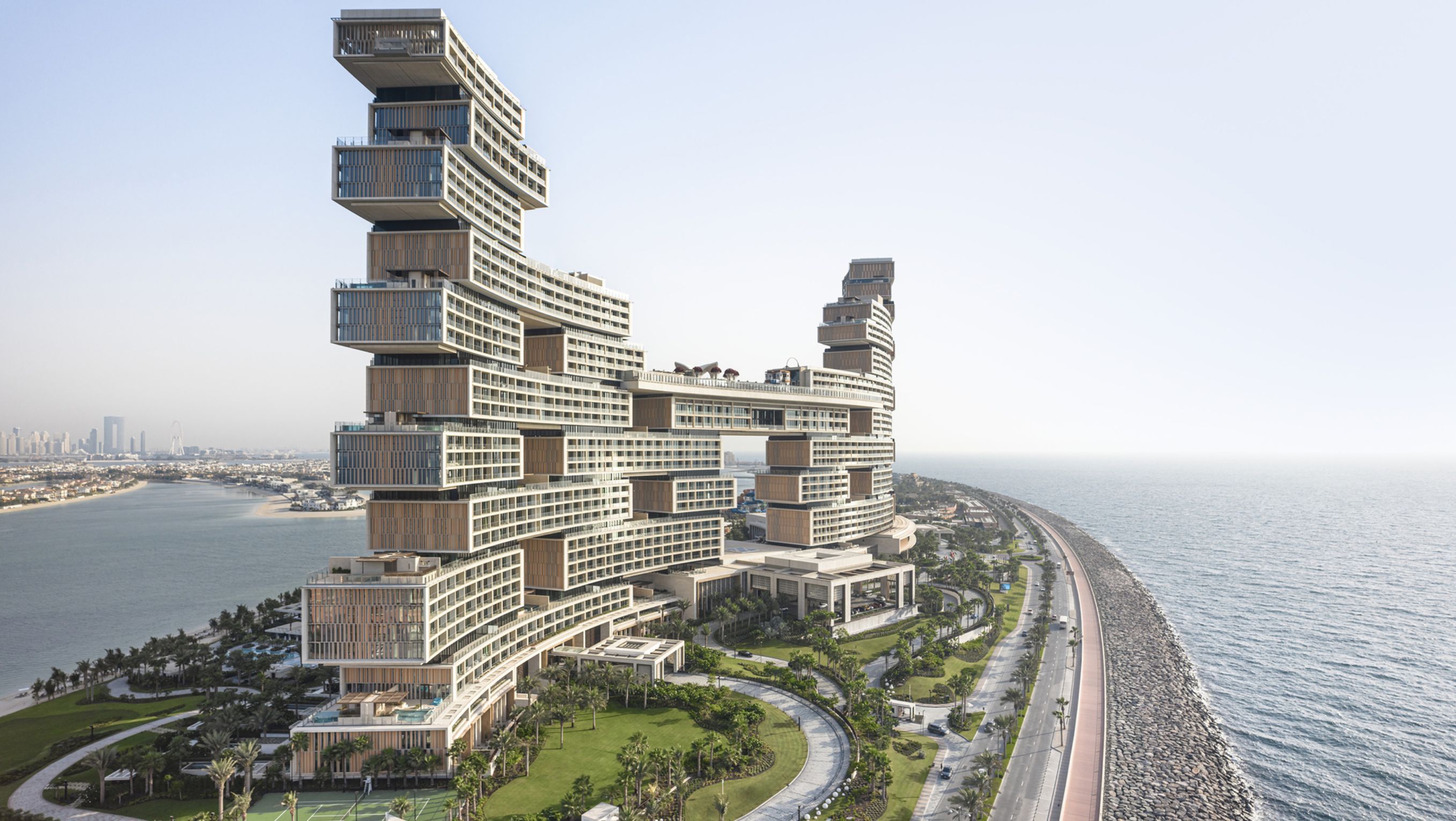 Atlantis The Royal Dubai <b>(ArchDaily)</b>