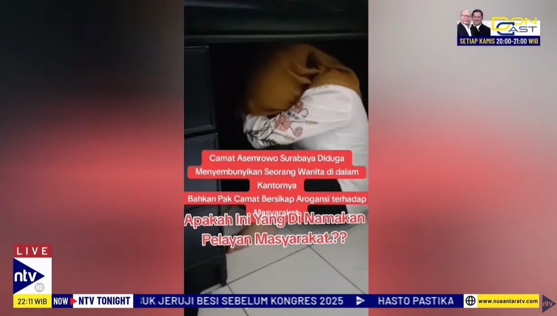 Staf Kecamatan Asemrowo, Devika Sari.