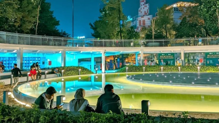 Taman Literasi Blok M <b>(Instagram @jktcreativemedia)</b>