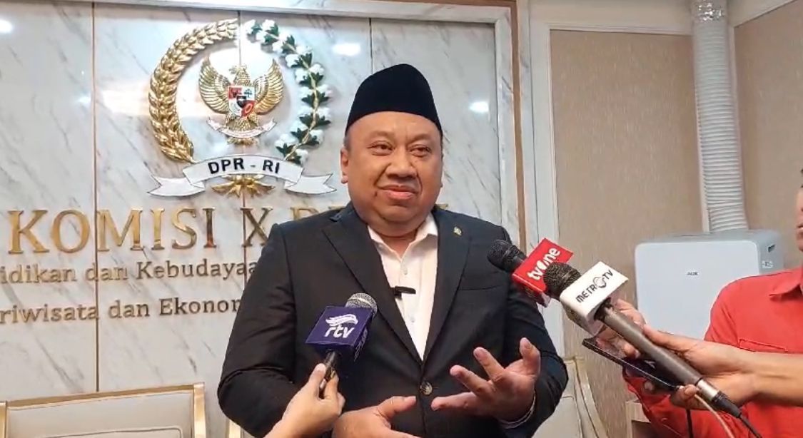 Lalu Hadrian Irfani  Wakil Ketua Komisi X DPR <b>(NTVnews.id/Deddy Setiawan)</b>