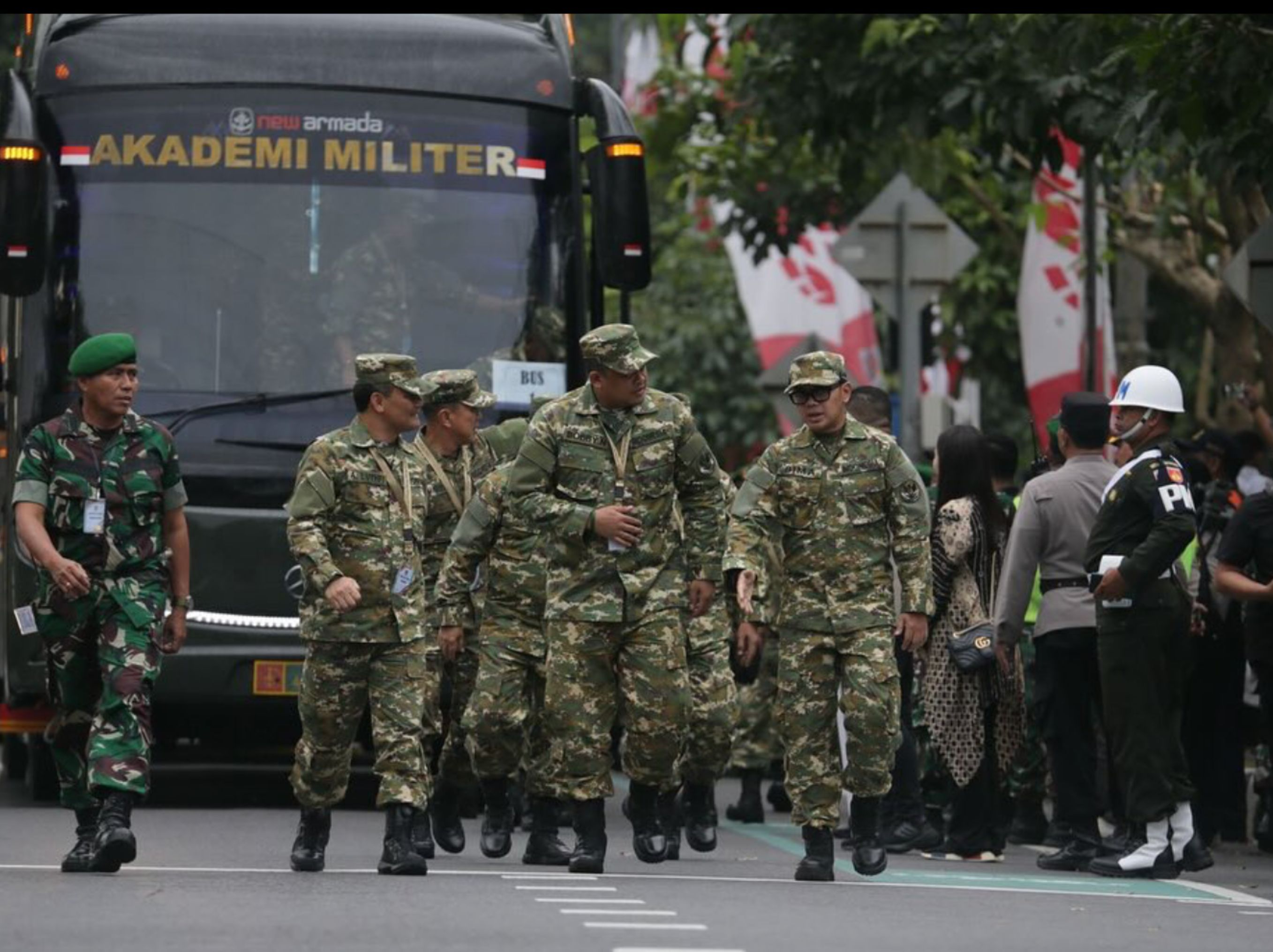 Peserta Retret Kepala Daerah di Akmil Magelang <b>(Dokumentasi @magelang.retreat2025)</b>