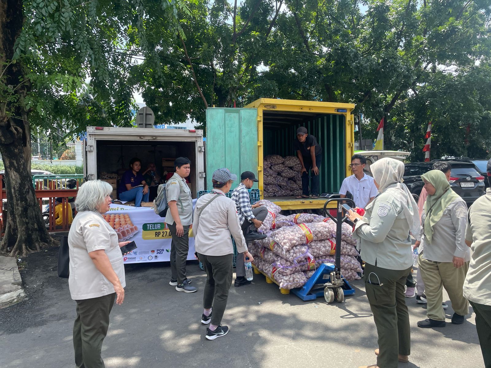 Pemerintah menggelar Operasi Pasar Pangan Murah besar-besaran jelang ramadan <b>(Ntvnews.id-Muslimin Trisyuliono)</b>