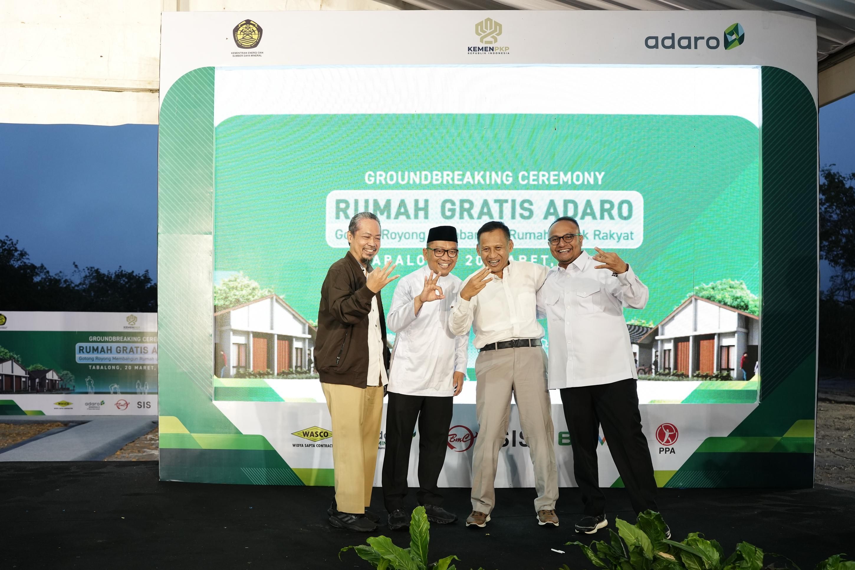 Adaro Mulai Pembangunan 500 Rumah Gratis untuk Masyarakat Berpenghasilan Rendah <b>(Adaro)</b>