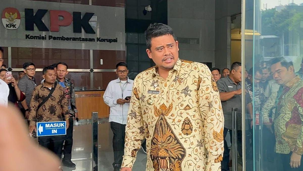 Gubernur Sumatera Utara Bobby Nasution usai menghadiri kegiatan di Gedung Merah Putih KPK, Jakarta, Senin (28/4/2025). <b>(Antara)</b>