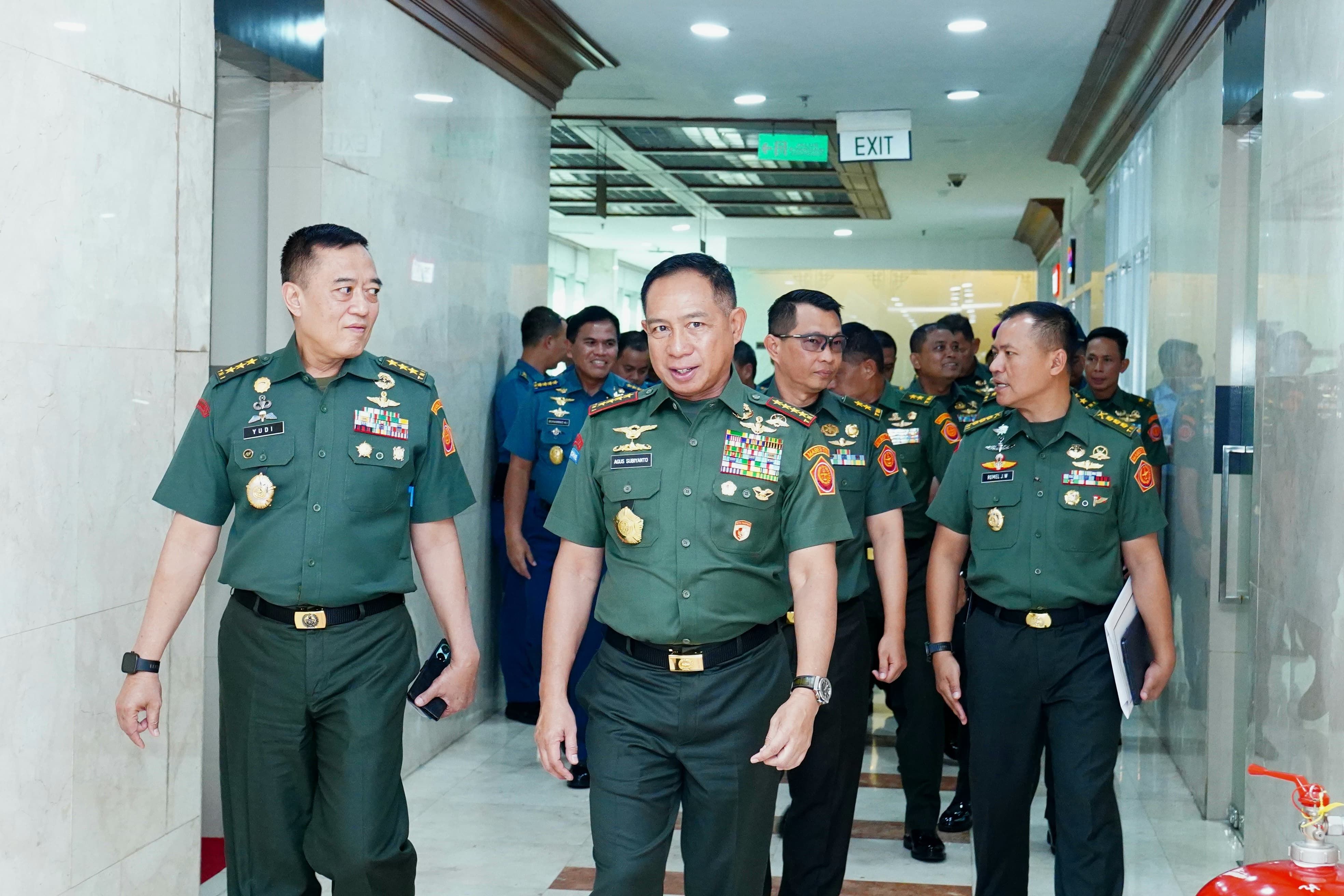 Panglima TNI Agus Subiyanto <b>(Sumber: Puspen TNI)</b>