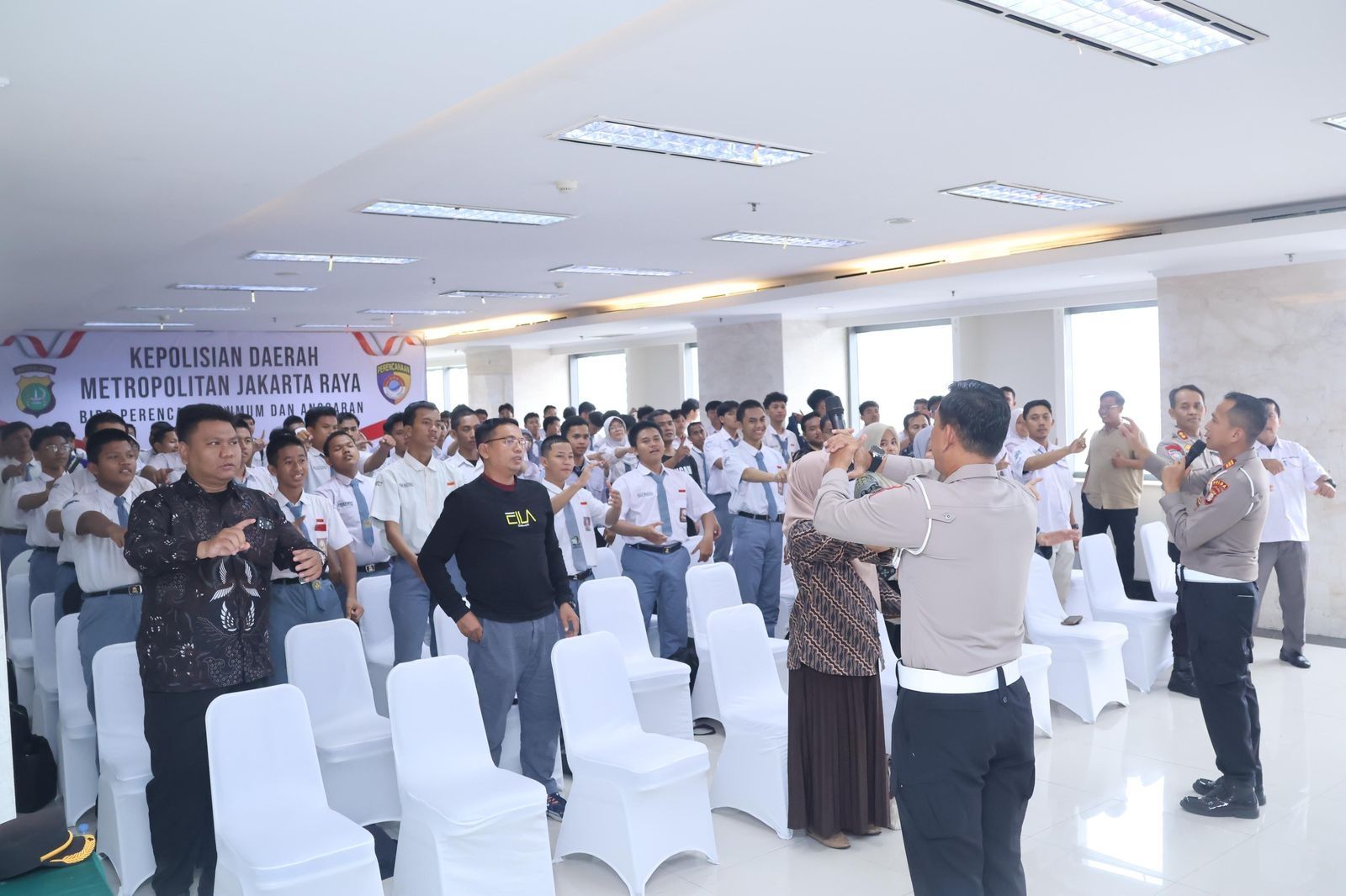 Polda Metro Jaya berupaya mencegah tawuran yang dilakukan remaja maupun pelajar. 