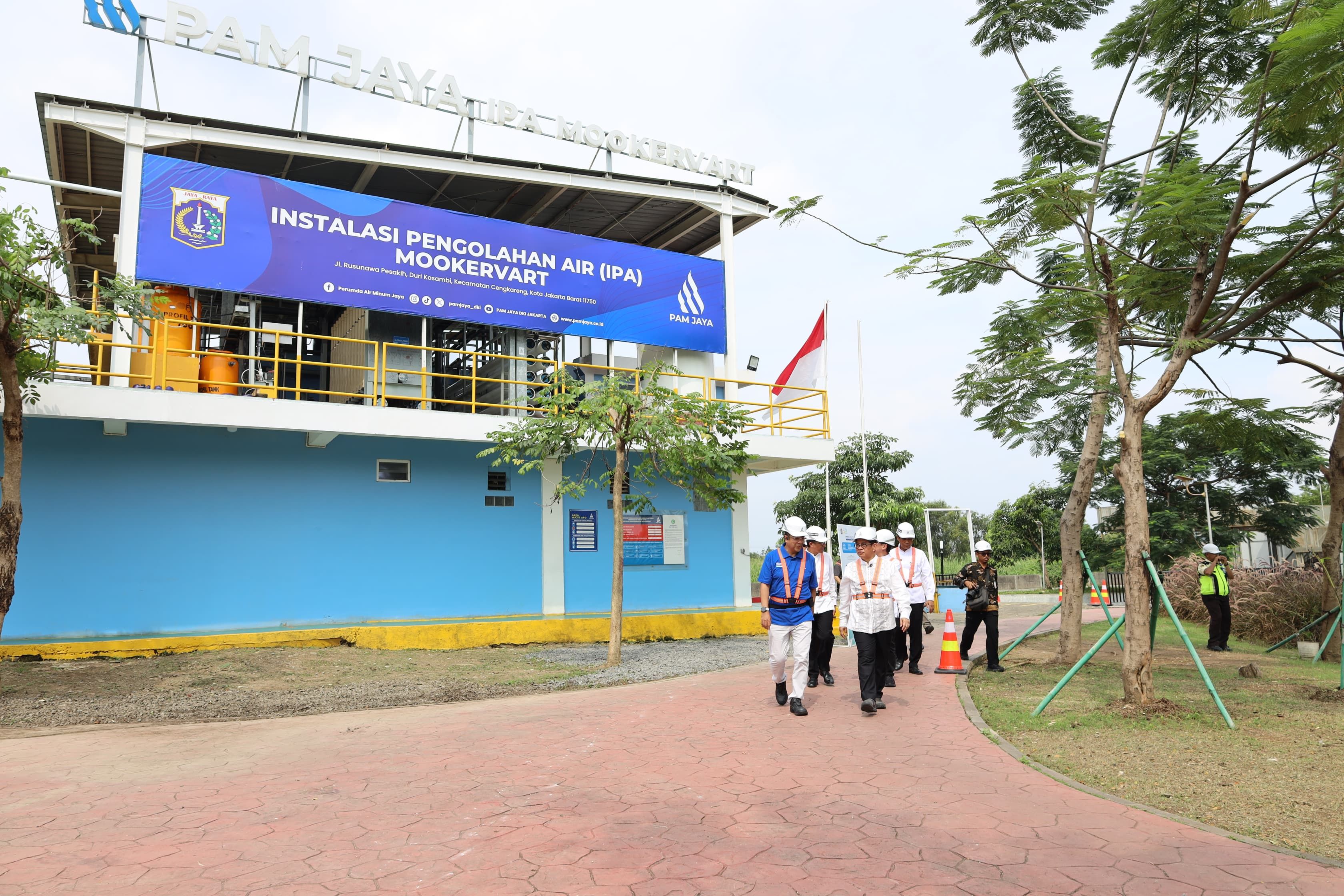 Gubernur DKI Jakarta, Pramono Anung, melakukan kunjungan kerja ke Instalasi Pengolahan Air (IPA) Mookervart PAM JAYA, Jakarta Barat. <b>(PAM JAYA)</b>