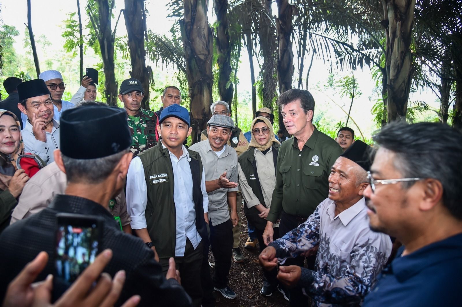 Menteri Kehutanan dan Pertamina NRE Dorong Program Aren Nasional untuk Pengembangan Bioetanol Indonesia. <b>(Pertamina)</b>