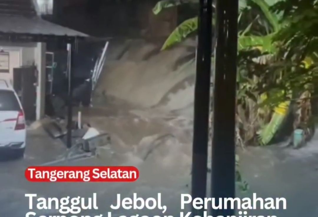 Banjir landa kawasan perumahan Serpong Lagoon, Tangerang Selatan. (Instagram) 