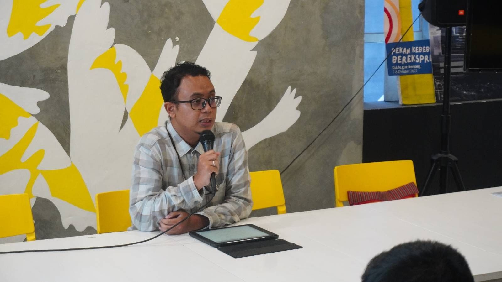 Wirya Adiwena, Deputi Direktur Amnesty International Indonesia <b>(Amnesty/ ntvnews.id)</b>