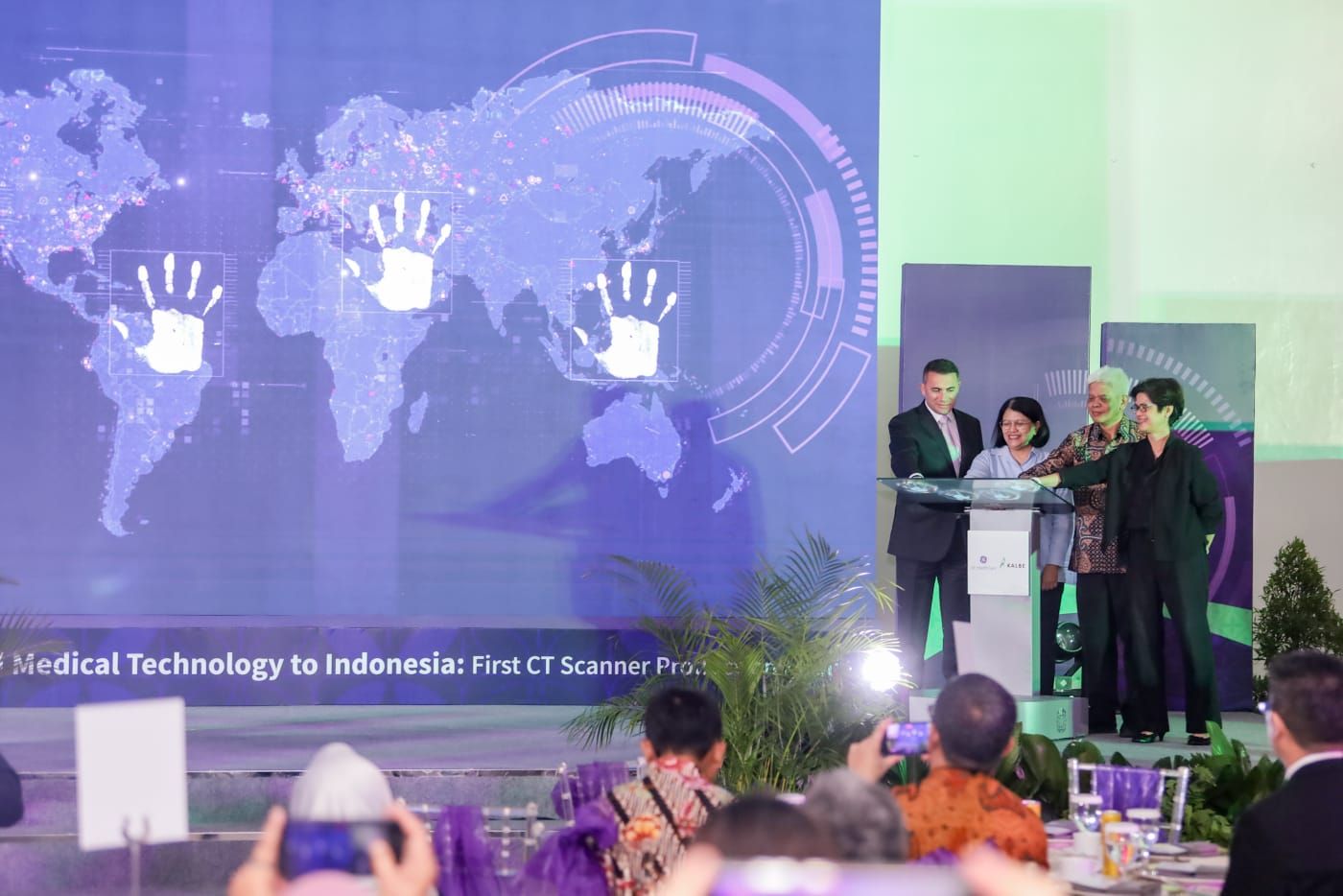 Kalbe dan GE HealthCare Luncurkan Fasilitas Produksi CT Scan Pertama di Indonesia. <b>(Kalbe)</b>