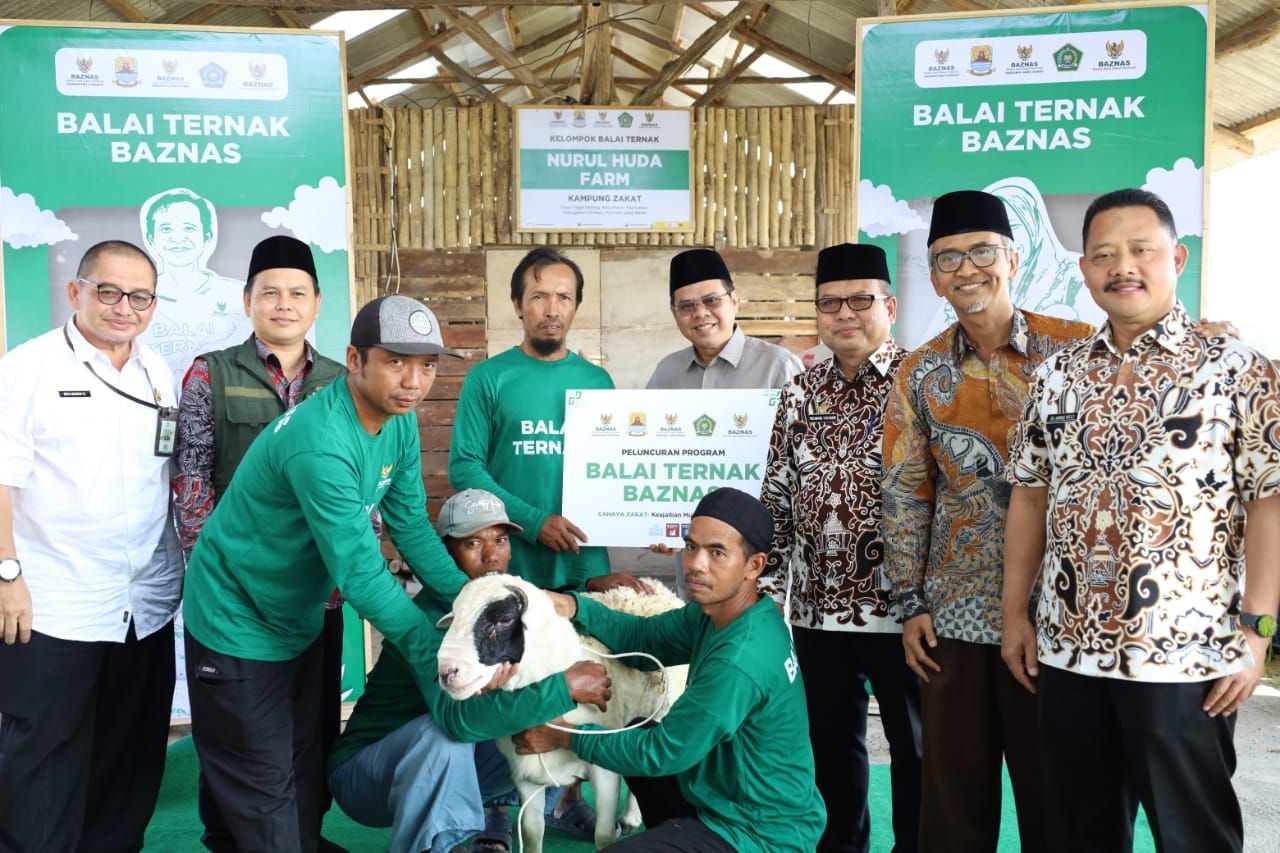 Badan Amil Zakat Nasional Republik Indonesia (BAZNAS RI) meresmikan Balai Ternak BAZNAS di Desa Tegal Karang, Kecamatan Palimanan, Kabupaten Cirebon, Jawa Barat, Kamis, 12 Juni 2025. <b>(BAZNAS)</b>