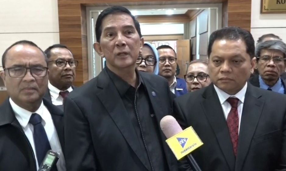 Peradi hadir dalam RDPU dengan Komisi III DPR untuk membahas revisi KUHAP. 