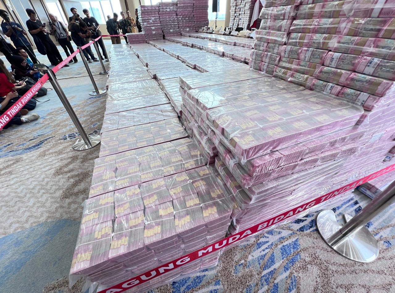 Uang Rp 2 triliun yang disita Kejagung.  <b>(Ntvnews.id)</b>