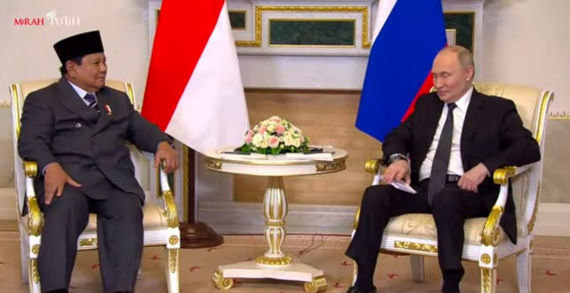 Prabowo Subianto dan Vladimir Putin <b>(Sekretariat Presiden)</b>