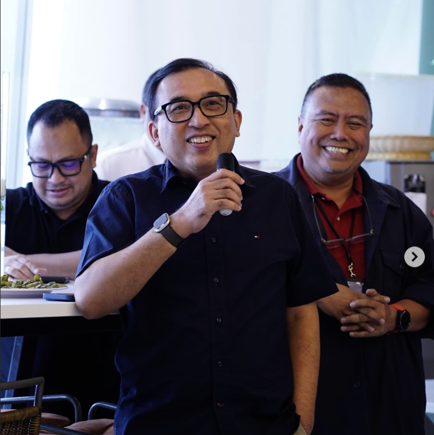 Vice President Corporate Communication Telkom Indonesia, Andri Herawan Sasoko <b>(Instagram)</b>