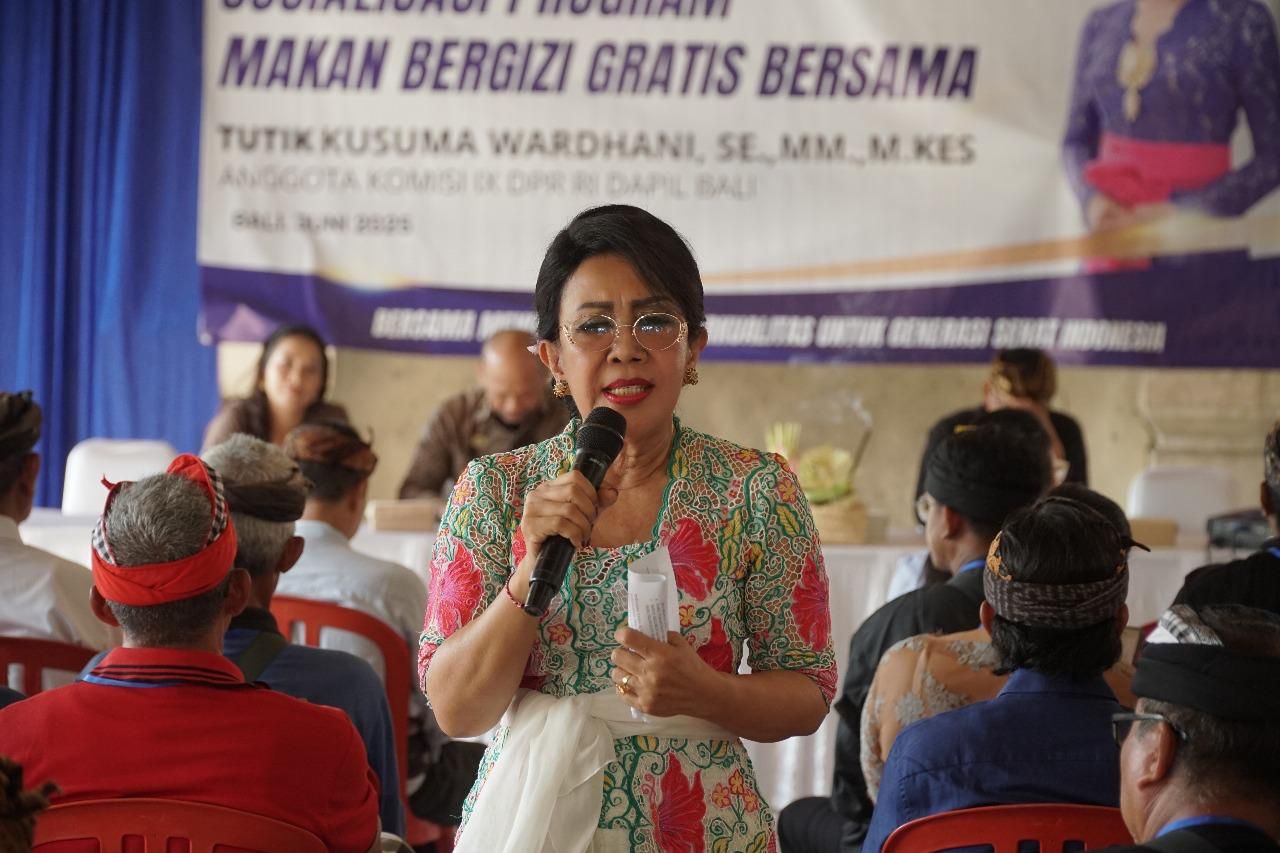 DPR RI bersama mitra kerja Badan Gizi Nasional (BGN) menggelar sosialisasi program Makan Bergizi Gratis (MBG) di Wantilan Desa Adat, Denpasar, Bali. <b>(BGN)</b>
