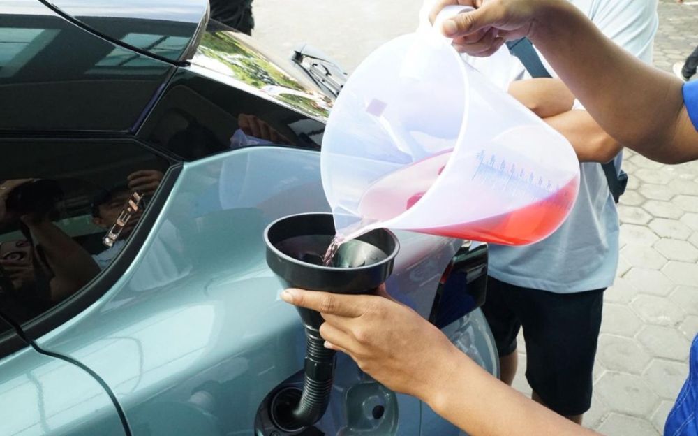 Seluruh kendaraan Suzuki Fronx diisi BBM full to full. (Foto: Suzuki/Adiantoro/NTV)