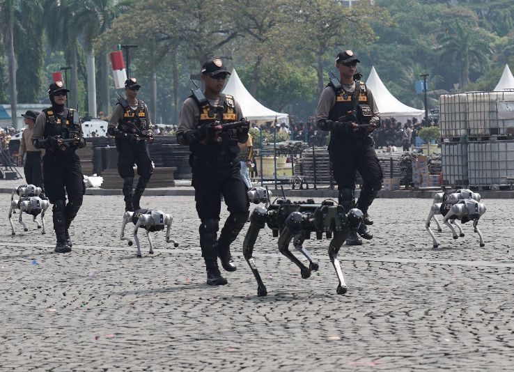Robot K9 Polri. 