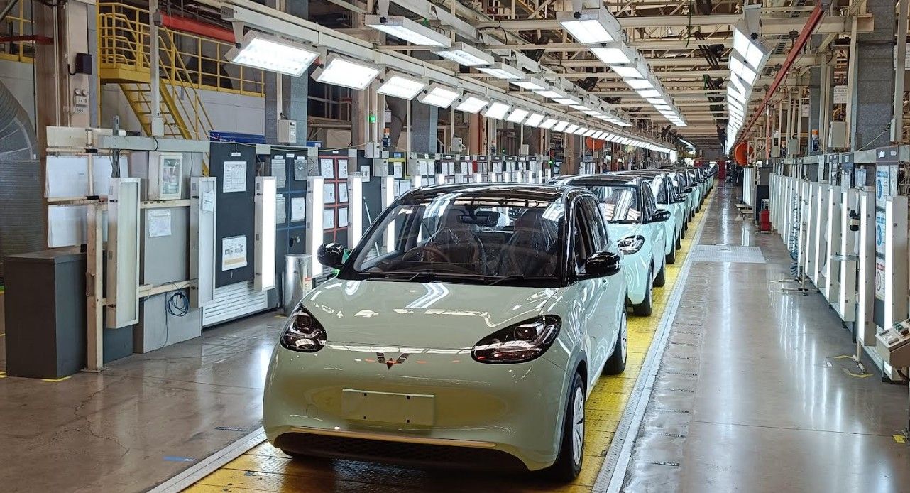 Wuling Motors merayakan hari jadinya yang ke-8 pada Jumat (11/7/2025) di fasilitas produksinya yang berlokasi di Cikarang, Jawa Barat. (Foto: Adiantoro/NTV)