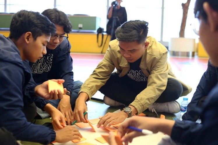 Melalui program Digistar, Telkom menggelar dua kelas khusus bertema teknologi strategis, yakni &ldquo;Secure The Future: Cybersecurity Essentials for Young Professionals&rdquo; dan &ldquo;The Hot Future Skill: Shaping Tomorrow&rsquo;s Workforce&rdquo;. <b>(Telkom)</b>
