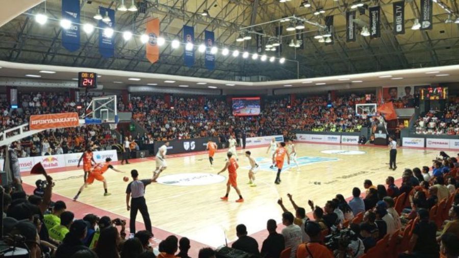 Pertandingan kedua final Indonesian Basketball League (IBL) 2025, antara Pelita Jaya Jakarta versus Dewa United Banten, di GOR Mahasiswa Soemantri Brodjonegoro (GMSB), Kuningan, Jakarta, Sabtu (19/7/2025).  <b>(Dok.Antara)</b>