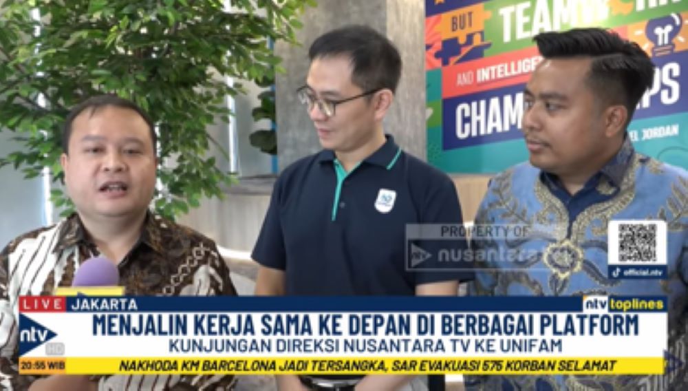 Direktur Nusantara TV Dimpos Tampubolon bersama CEO PT Unifam Steven Wijaya (tengah) dan Tommy William Tampubolon (kanan)
