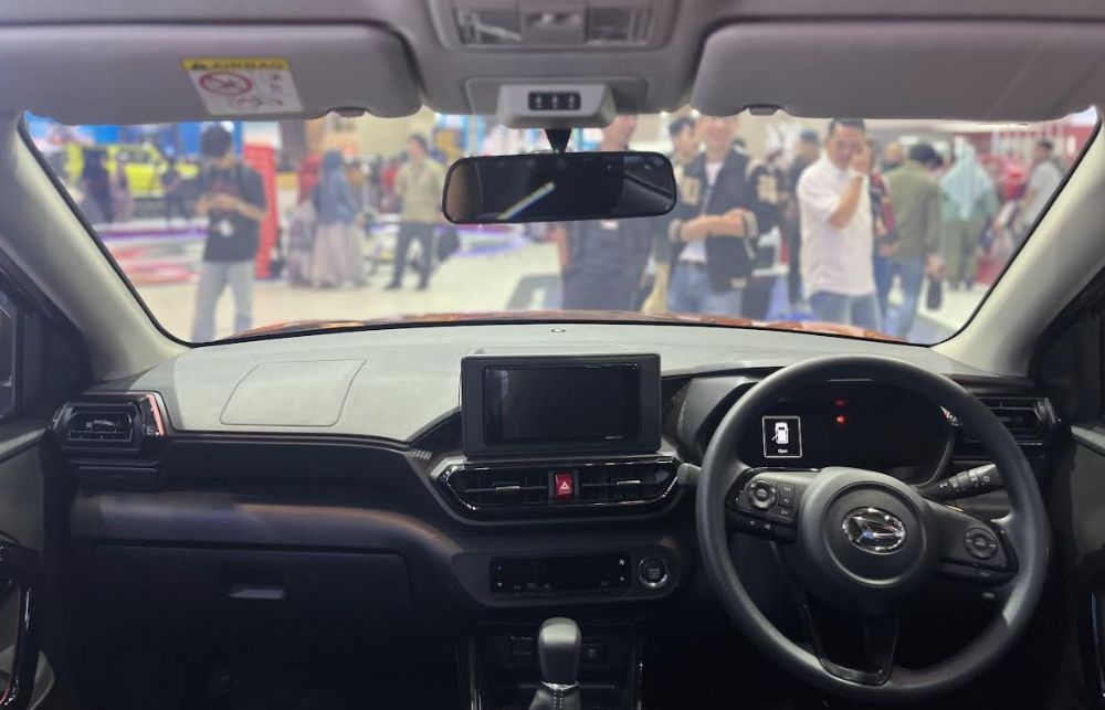 Interior Daihatsu Rocky Limited Edition dibuat lebih eksklusif dan sporty. (Foto: Istimewa)
